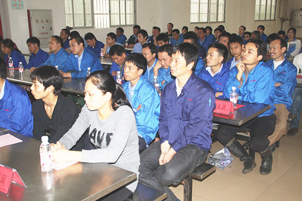 2012年3月1日，潔麗管理升級動員大會召開